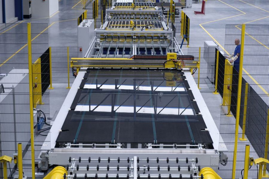 Press Glass skonsoliduje produkcję