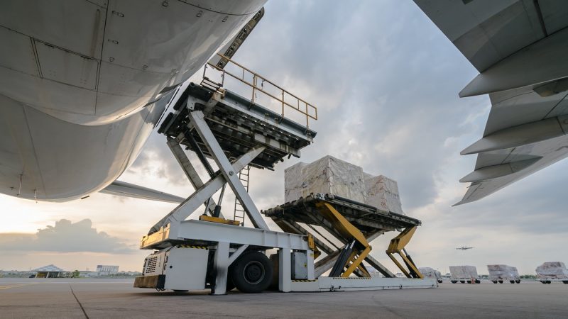 Rośnie popularność lotniczego cargo