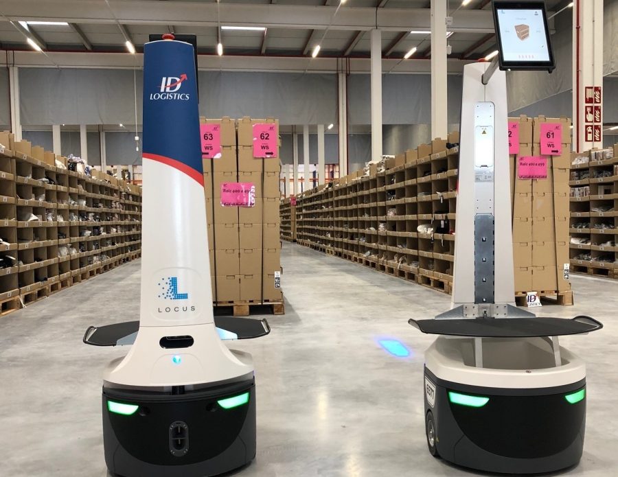 Inteligentne roboty i sztuczna inteligencja w magazynie