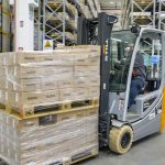 Elektryczny wózek widłowy STILL RX20 w EcorNaturaSì