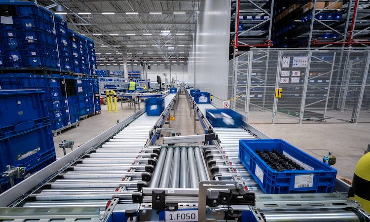 Volkswagen Poznań automatyzuje dostawy podzespołów na produkcję