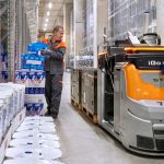 Kompletacja przy wsparciu kooperacyjnego wózka do kompletacji STILL OPX iGo neo