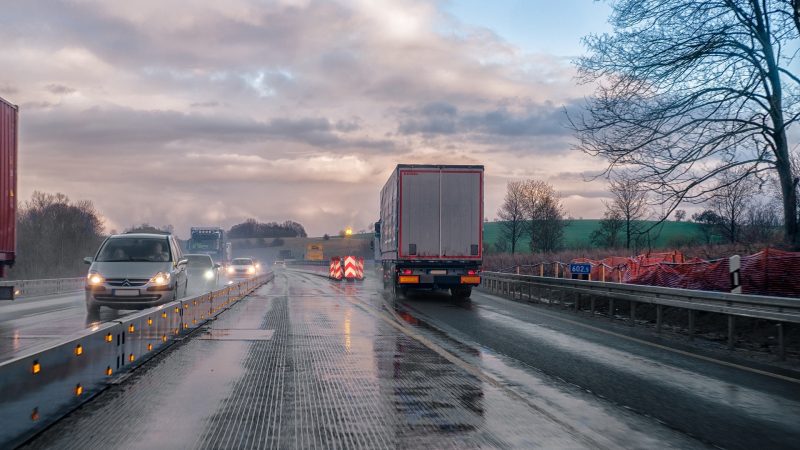 Sektor TSL rozpędza się powoli