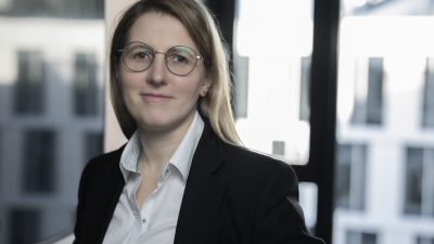 Jolanta Zwolińska Dyrektor Finansową DB Schenker