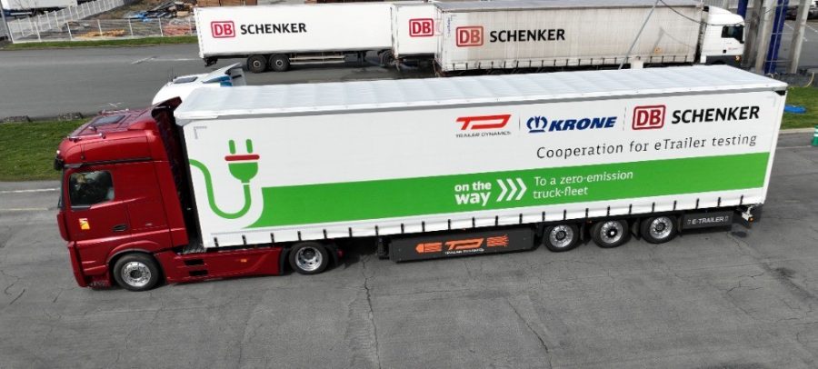DB Schenker testuje naczepy eTrailers