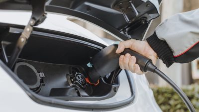 Webfleet rozszerza program OEM.connect o pojazdy elektryczne
