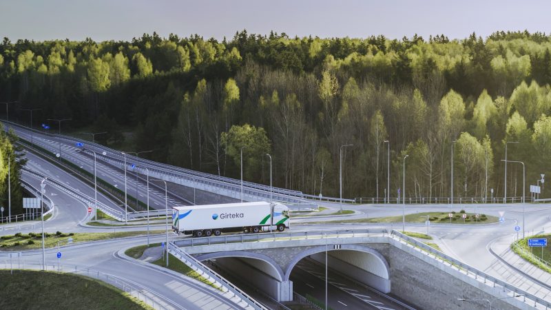 Jak regulacje UE ograniczają wypadki na drogach