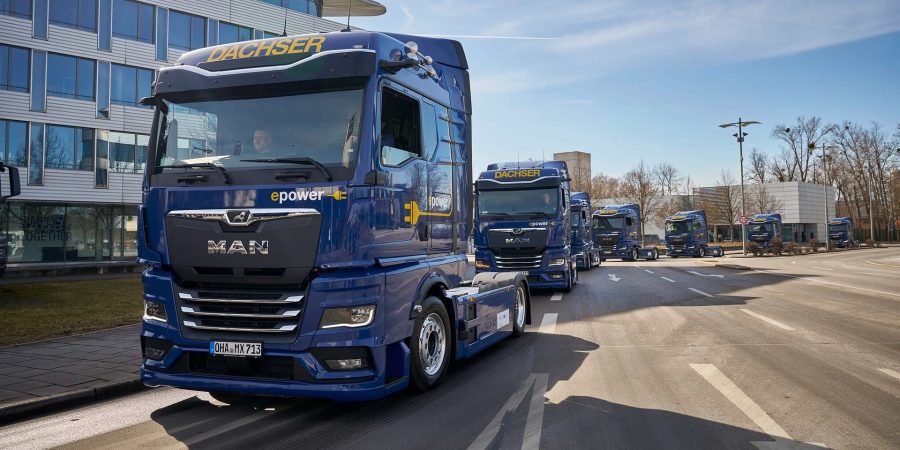 DACHSER wprowadza do eksploatacji 12 ultraniskopodwoziowych e-ciężarówek