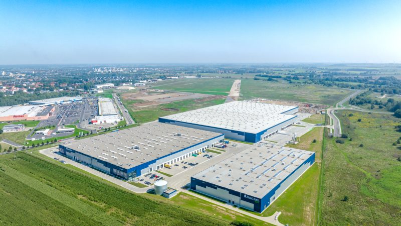 Panattoni z umowami na blisko 100 000 m kw. dla giganta z branży modowej