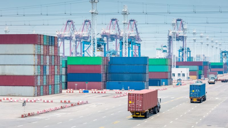 Czy Europa jest gotowa na powrót żeglugi kontenerowej na Kanale Sueskim?