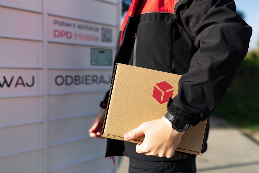 DPD dostosowuje automaty paczkowe do potrzeb niepełnosprawnych