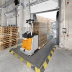 Automatyzacja załadunku i rozładunku ciężarówek z użyciem AXL-15 iGo