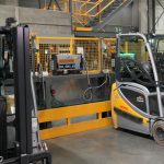 Ładowanie elektrycznych wózków widłowych STILL z akumulatorami litowo-jonowymi