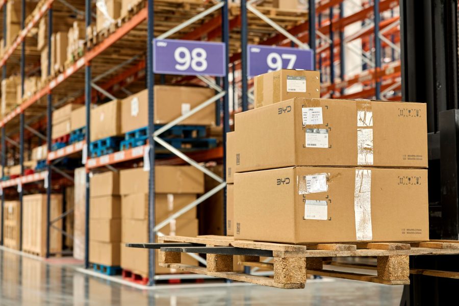 BYD uruchamia w Polsce centrum logistyczne części zamiennych